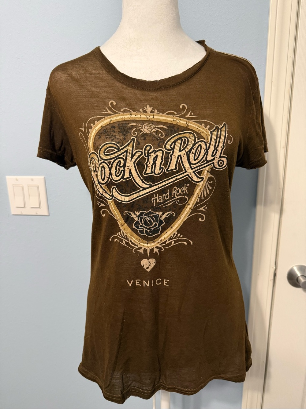 Hard Rock Cafe Brown Venice Rock n Roll Graphic Tee